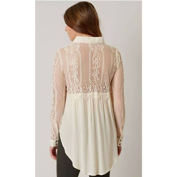 Coco & Jaimeson Women’s L Lace High Low Button Down Shirt Ivory Long Sleeve - Picture 2 of 11